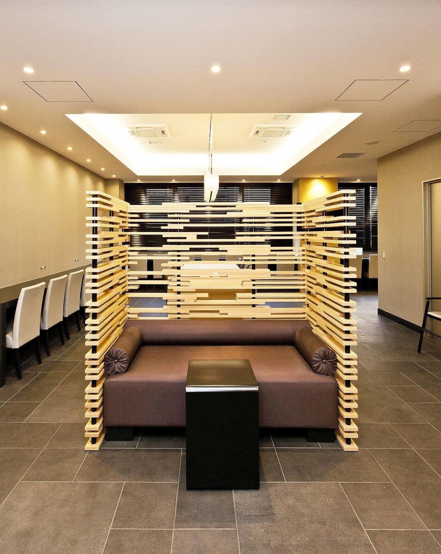โซเตะสึ เฟรซา นิฮอมบาชิ นิงเกียวโช โตเกียว